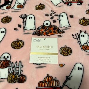 Isaac Mizrahi Halloween Oversized Throw